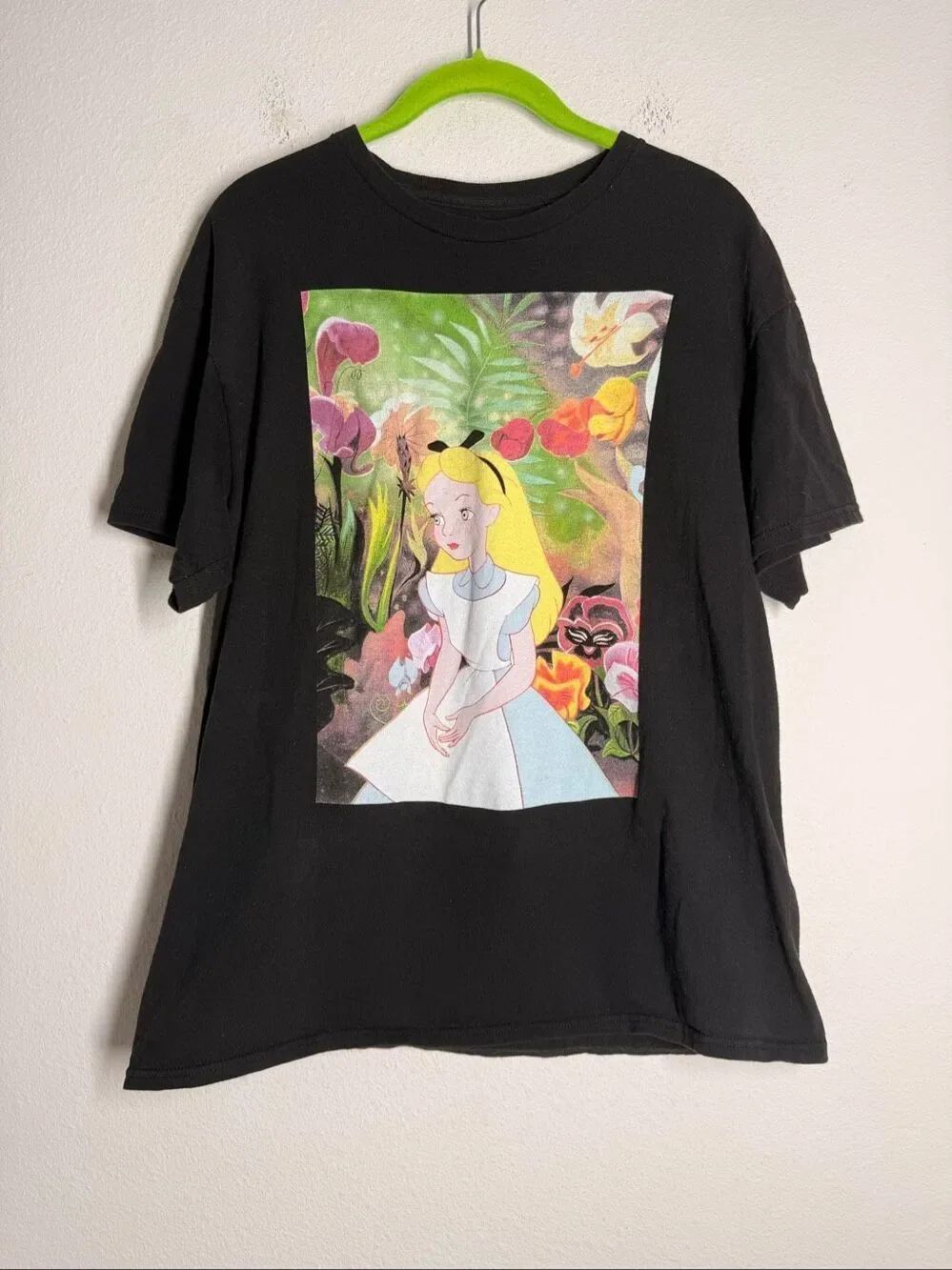 Disney Alice In Wonderland Graphic T Shirt Black Womens Sz Large Cotton Casual